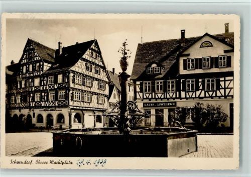 Schorndorf Oberer Marktplatz Brunnen Gaupp-Apotheke Fachwerkhaus