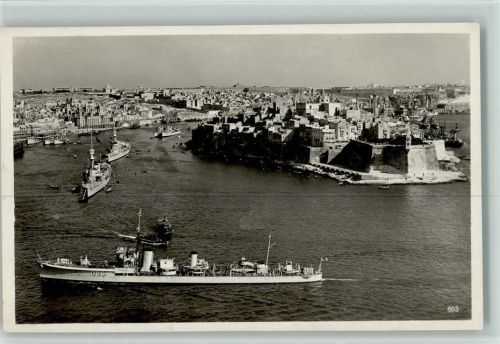 Valletta Gesamtansicht Hafen Schiffe