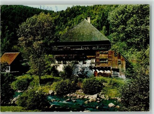 Bauernhaus am Fluss schwa 7-f