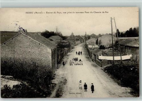 Berru Entree du Pays Vue prise du nouveau Pont du Chemin de Fer