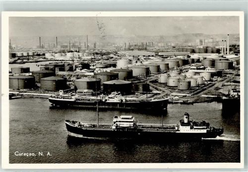 Curacao Dampfer Hafen Oil refinery Erdölraffinerie Shell