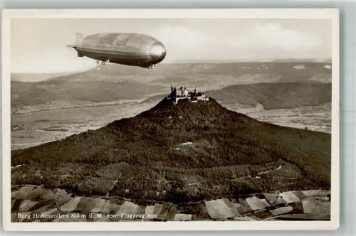 Hechingen Fliegeraufnahme Zeppelin-Luftschiff über Burg Hohenzollern