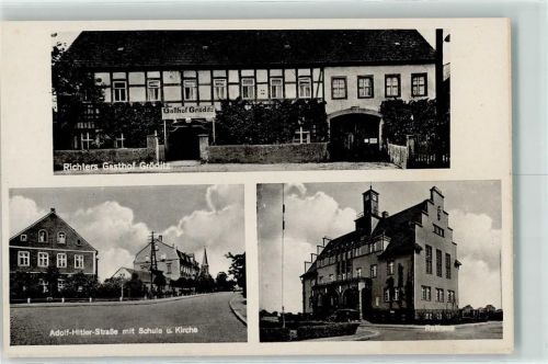 Gröditz WK II Gasthaus Richter Adolf Hitler Straße mit Schule u. Kirche Rathaus