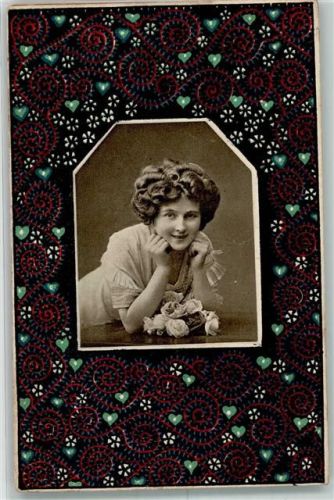 1916 Junge erwartungsvoll blickende Frau mit einem Strauß Rosen Feldpost WK I KuK Kommando der Befestigungstruppe