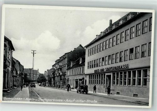 Gumbinnen WK II Adolf-Hitler-Strasse sparkasse Auto