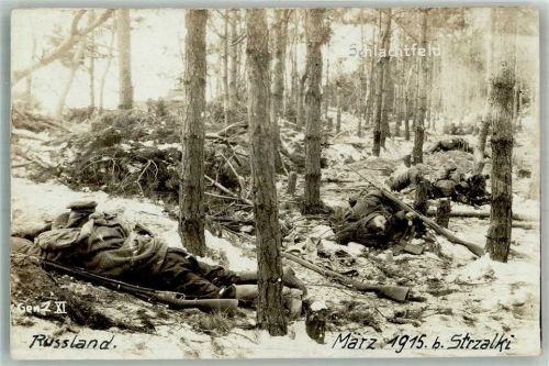 Schlachtfeld Russland März 1915 bei Strzalki gefallener Soldat Foto AK