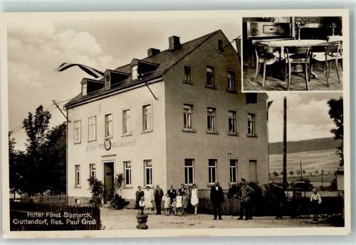 Crottendorf Hotel Fürst Bismarck Gastraum Kinder Fahne