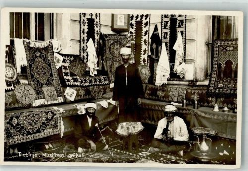 Trebinje Tracht Teppiche Cafe