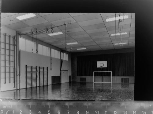 51643 W5270 Derschlag GLASNEGATIV Sporthalle
