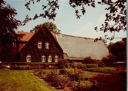 Holte-Spangen Buchenhof, Seitenansicht, Reethaus