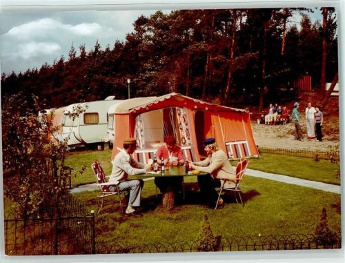 29690 W3031 Engehausen FOTO KEINE AK Campingplatz Männer beim Kartenspielen