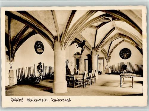 Neuenstein Kaisersaal und Waffenlager