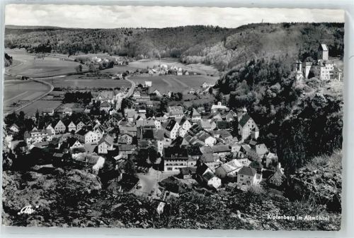 Kipfenberg Gesamtansicht Burg Haus Baum Feld