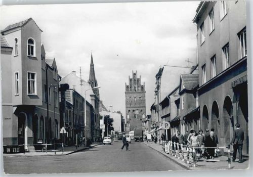 Demmin Clara-Zetkin-Straße Auto