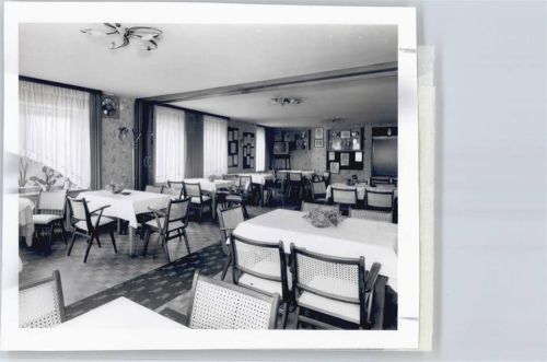 Warstade Foto mit Negativ, Gasthaus