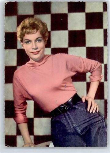 Ernest, Ingrid