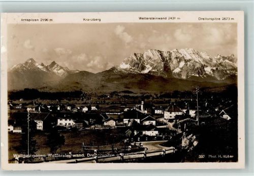 Wallgau gegen Wettersteinwand Dreitorspitze und Arnspitzen Foto H. Huber