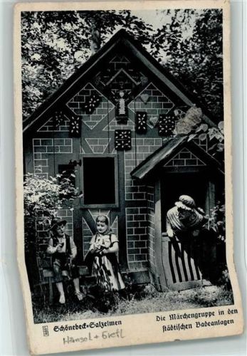 Bad Salzelmen 1941 Die Märchengruppe in den Städt. Anlagen
