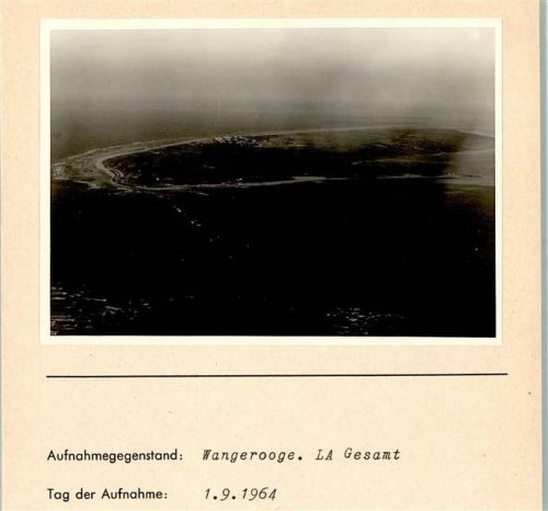 Wangerooge Luftaufnahme Gesamtansicht Foto montiert auf Karton