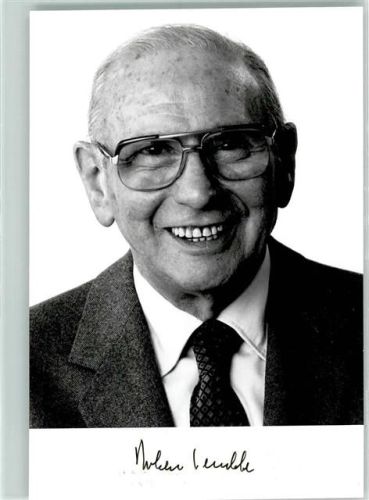 Robert Lembke