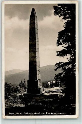 Nova Pec Stifterdenkmal am Plöckensteinersee