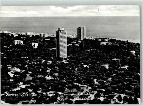 Cervia Milano Marittima Riviera Adriatica Pineta e grattaciele