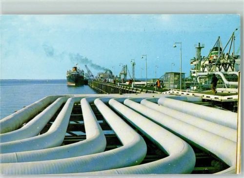 Ahmadi - Pipelines which Carry Crude Oil to Tankers on the South Pier