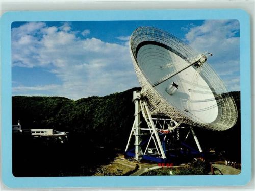 Effelsberg Rückseite mit Abschürfungen bzw Kleberesten Grösstes Radioteleskop