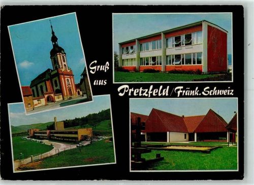 Pretzfeld Kirche Rückseite mit Abschürfungen bzw Kleberesten