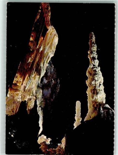 Genga Grotte d Frasassi La Grotta Grande el Vento Sala dei Duecento Obelisco