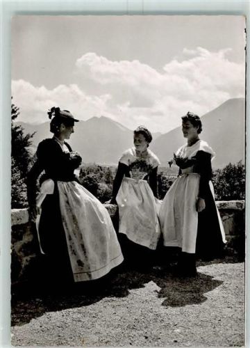 Tegernsee Festtrachten