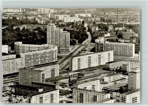Friedrichshain Blick auf Leninplatz Hochhäuser