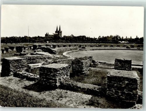 Xanten Römisches Amphitheater St Viktorsdom