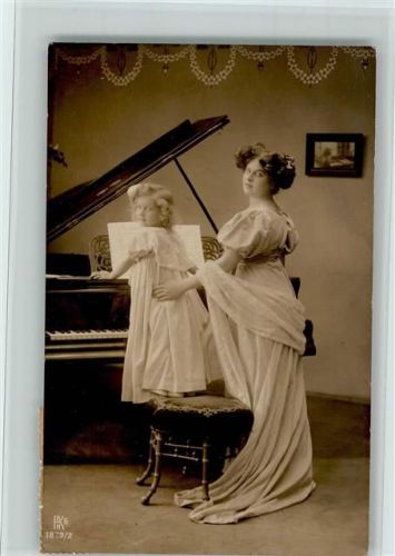 Mutter und Kind am Klavier - Fotoverlag Serie 1879-2 , gute Erhaltung AK