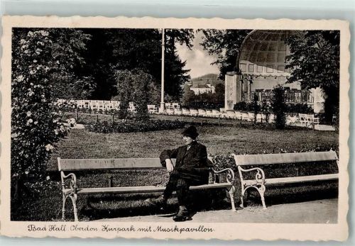 Bad Hall Kurpark Musikpavillion Ruhebank