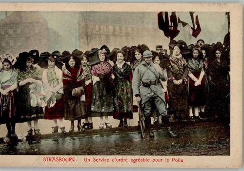 Strasbourg Un service d`ordre agreable pour le Poilu AK