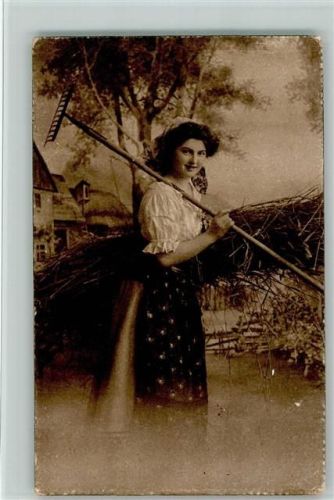 1915 Bäuerin Heuernte AK