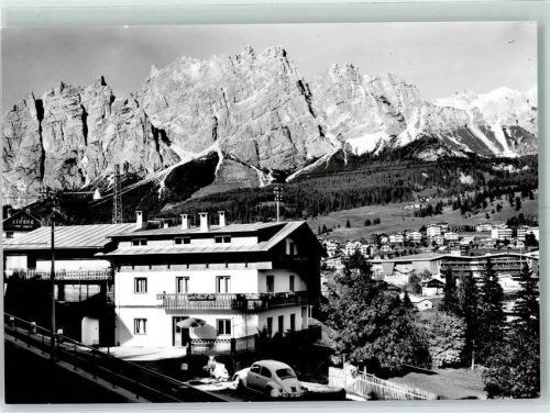 Cortina d'Ampezzo Ca Santabella Dolomitenstraße VW Käfer