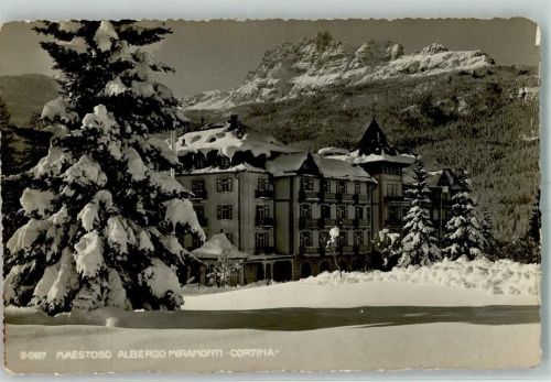 Cortina d'Ampezzo Maestoso Albergo Miramonti Winter