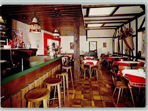 Zeltingen Restaurant Metzgerei Zeltinger-Hof Innenaufnahme Theke Gastraum