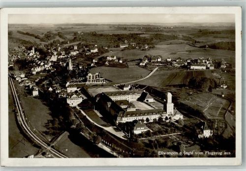 Ellwangen Fliegeraufnahme des Ortes mit der Reinhardt-Kaserne
