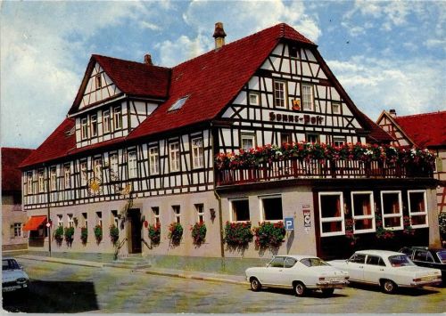 Murrhardt Hotel Sonne-Post Fachwerkhaus Autos