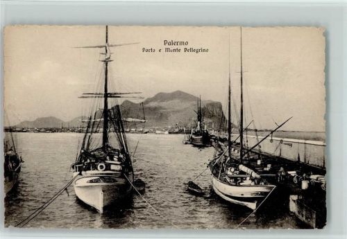 Palermo Porto e Monte Pellegrino Segelboote