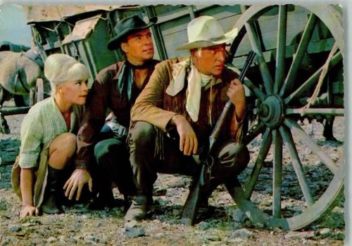 C 7 Stewart Granger, Elke Sommer und Götz George in "Unter Geiern