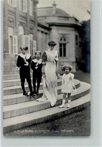 Belgien - Nr. 109 Boute La Reine Elisabeth mit ihren Kindern