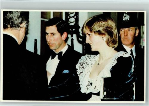 Nr. 30 Royal Family 1982 AK