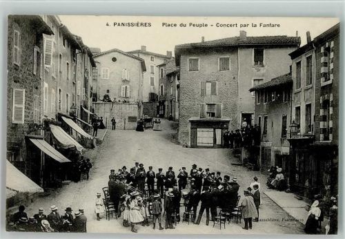Panissieres - Place de Peuple - Concert pa la Fanfare