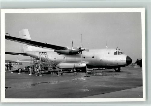 - Transall auf dem Flugplatz ca 1955 Foto