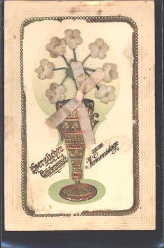 Prägedruck Blumenvase Namenstag Blumen u. Schleife Stoff Passepartout AK
