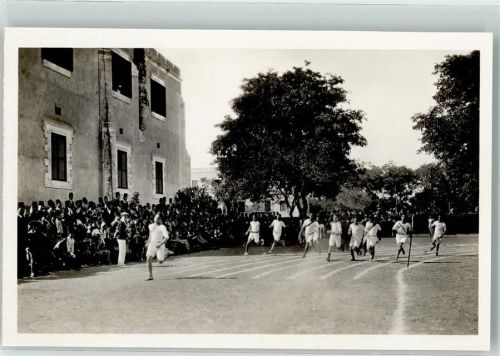 Schüler der amerikanischen Mission beim Laufwettkampf